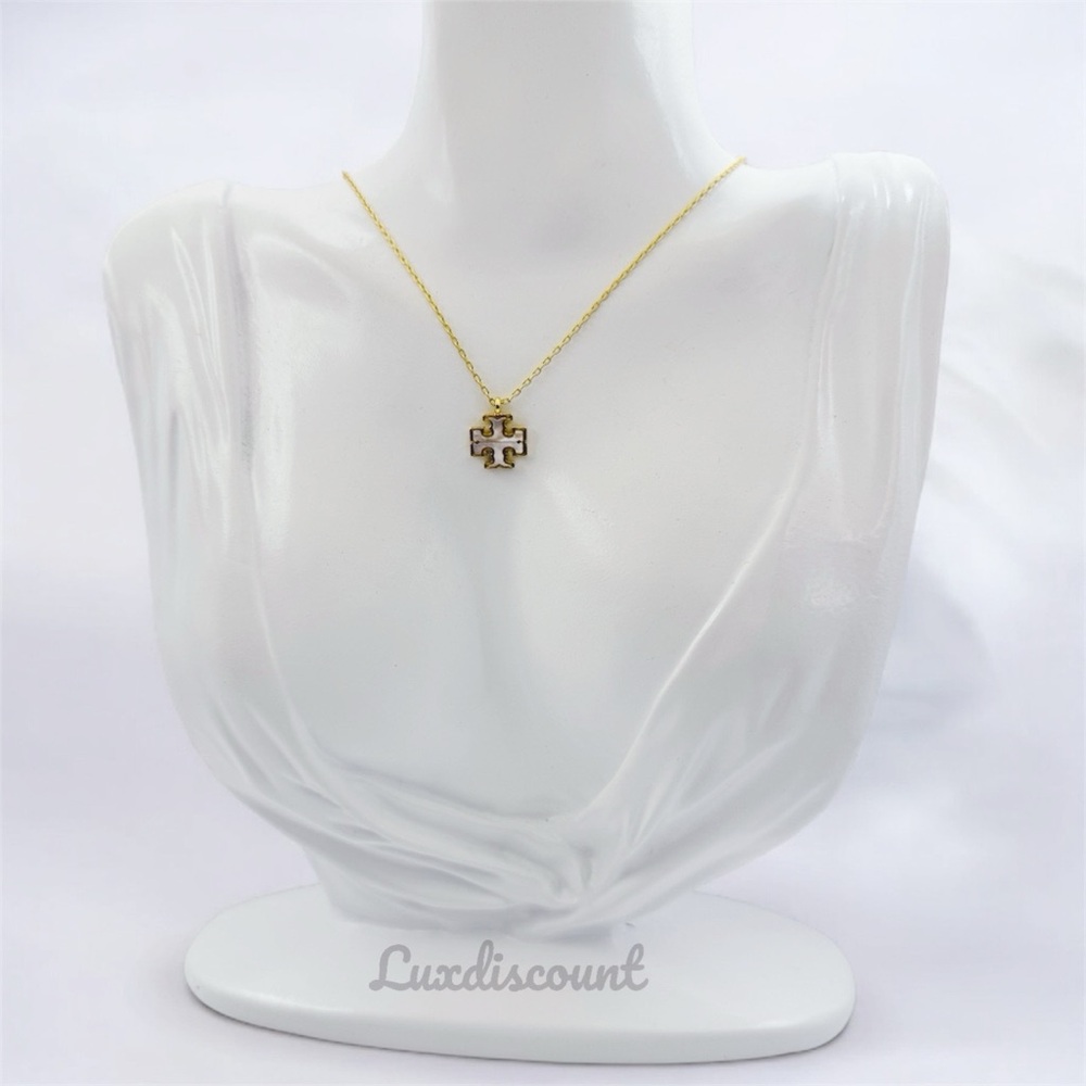 Tory Burch KIRA PENDANT NECKLACE - Picture 6 of 6